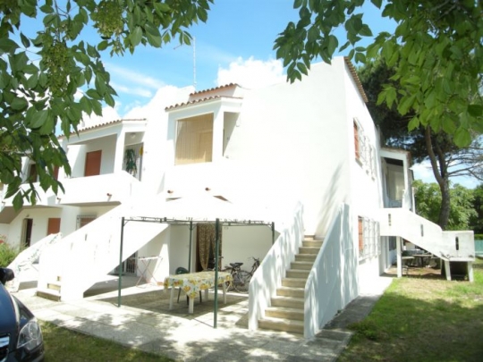 Apartmán - 150m od pláže, nedaleko od centra Rosoliny Mare